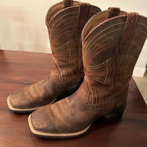 Ariat Boots 8D